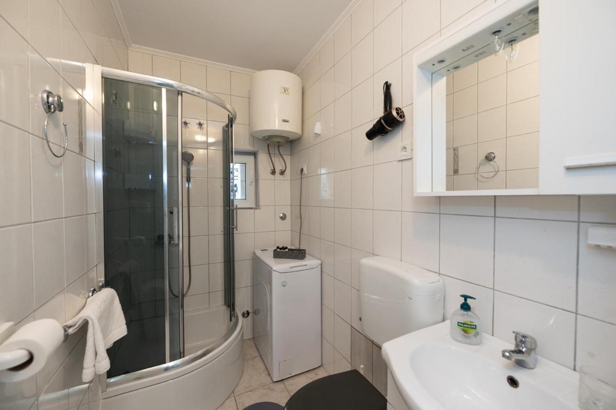 Apartman Kesten Lovran Bagian luar foto